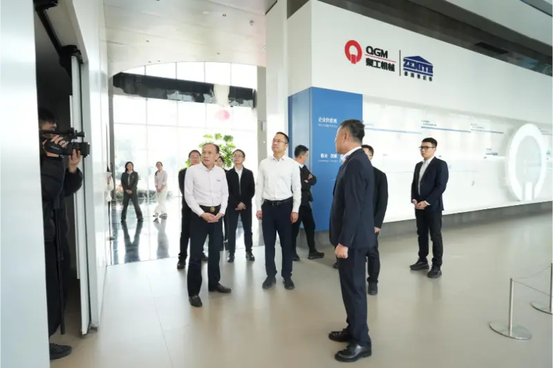 ລັດຖະບານ ແລະ ວິສາຫະກິດ ສົມທົບກັນຊຸກຍູ້ການພັດທະນາ; ການ​ຄົ້ນ​ຄ້​ວາ​ຢູ່​ໃນ​ເວັບ​ໄຊ​ເຮັດ​ໃຫ້​ຄວາມ​ອົບ​ອຸ່ນ​ຫົວ​ໃຈ​ຂອງ​ວິ​ສາ​ຫະ​ກິດ.